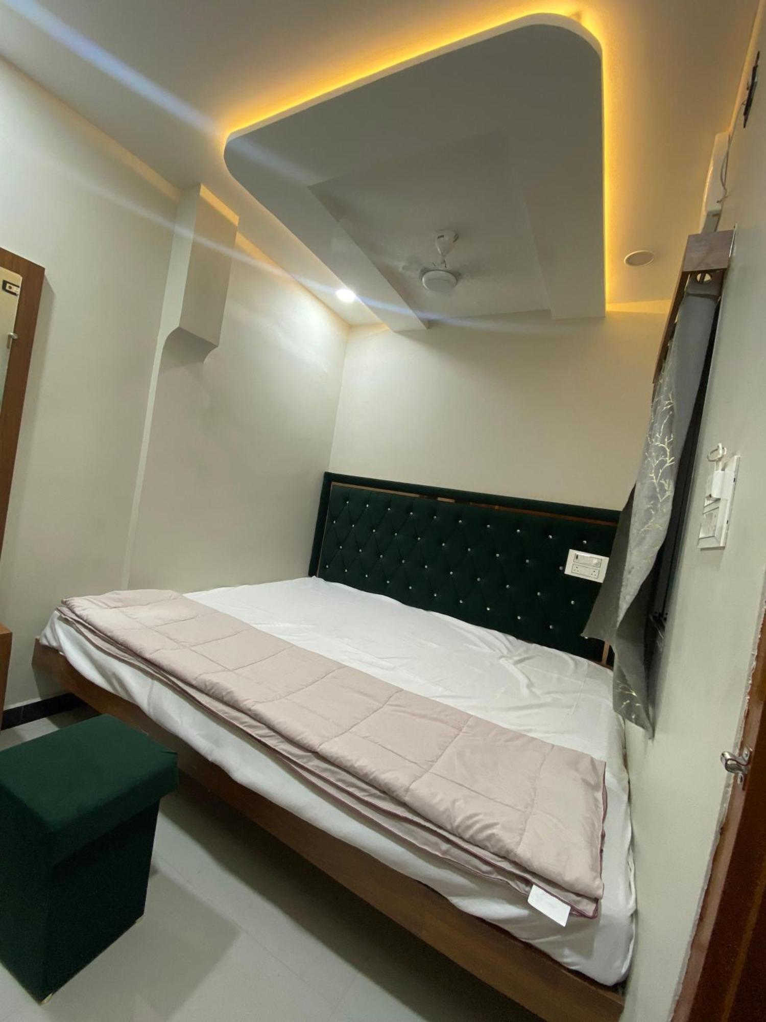 Hotel Super Palace Ujjain Luaran gambar