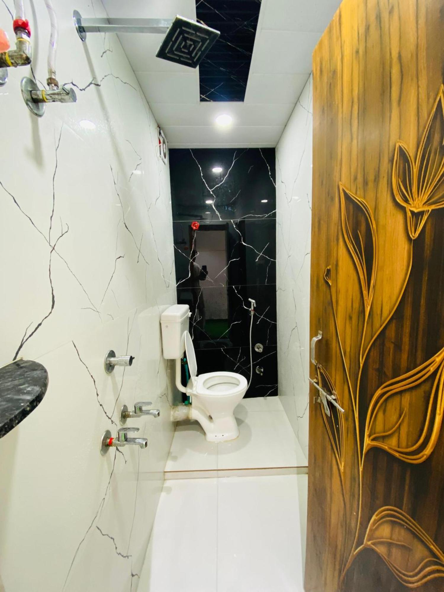 Hotel Super Palace Ujjain Luaran gambar